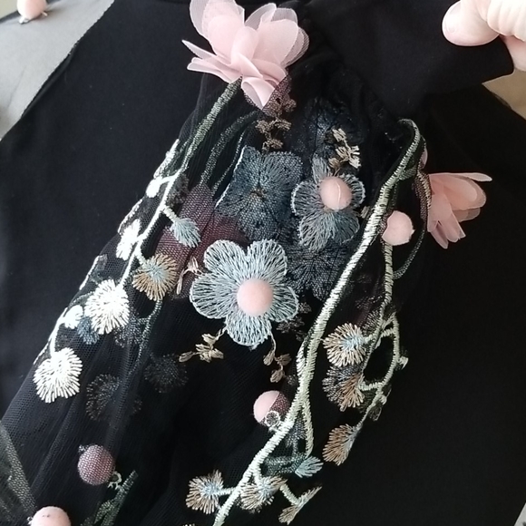 🌞Unique October Love Sheer Flower Sleeves Spring Top Sexy - Picture 7 of 9